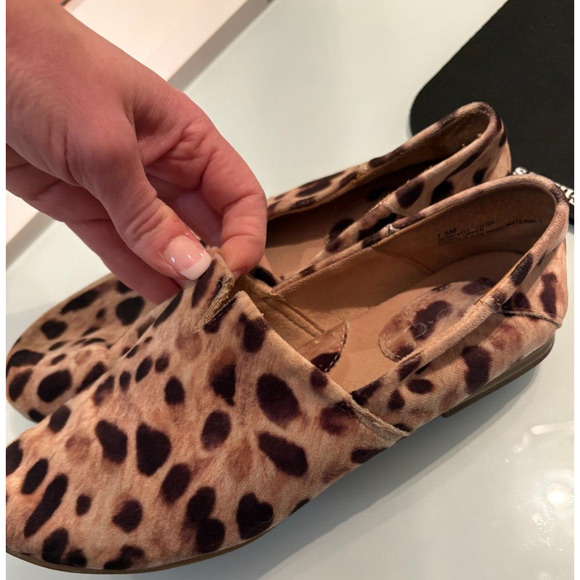 B.O.C Women's Hailey Slip-On Comfort Loafer Leopard Size 7.5M - Picture 1 of 7